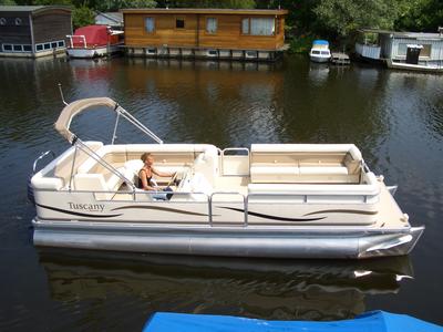 Sweetwater Pontoon boot