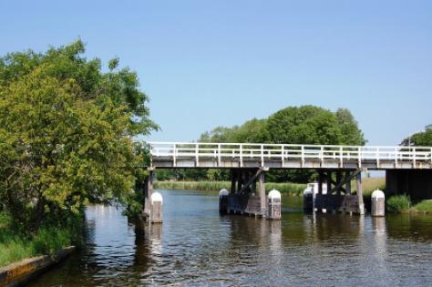 Bruggen Noord-Hollandse kanalen worden vervangen