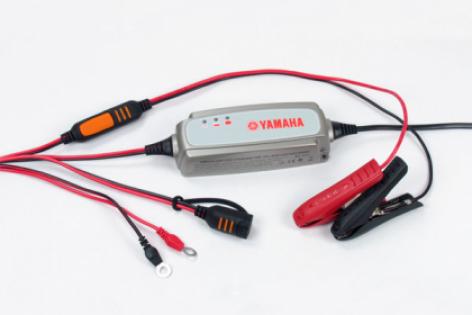 De YEC acculader van Yamaha