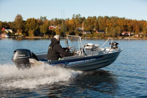 Nieuwe vis/consoleboot van Linder: de Sportsman 445 CATCH